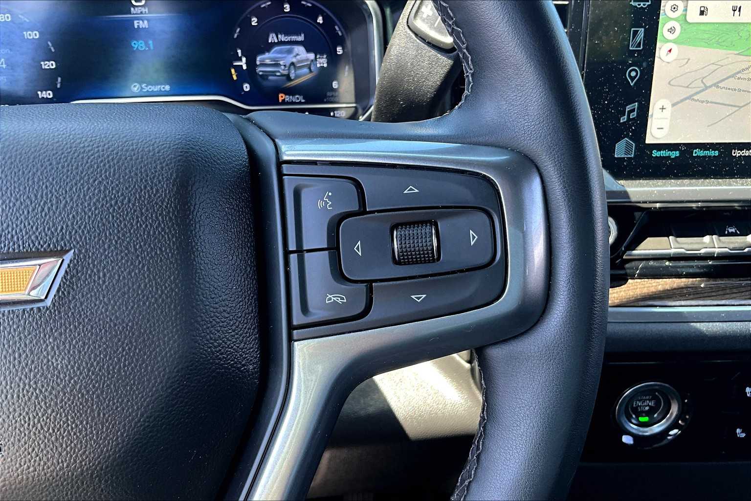 2023 Chevrolet Silverado 1500 LT - Photo 23