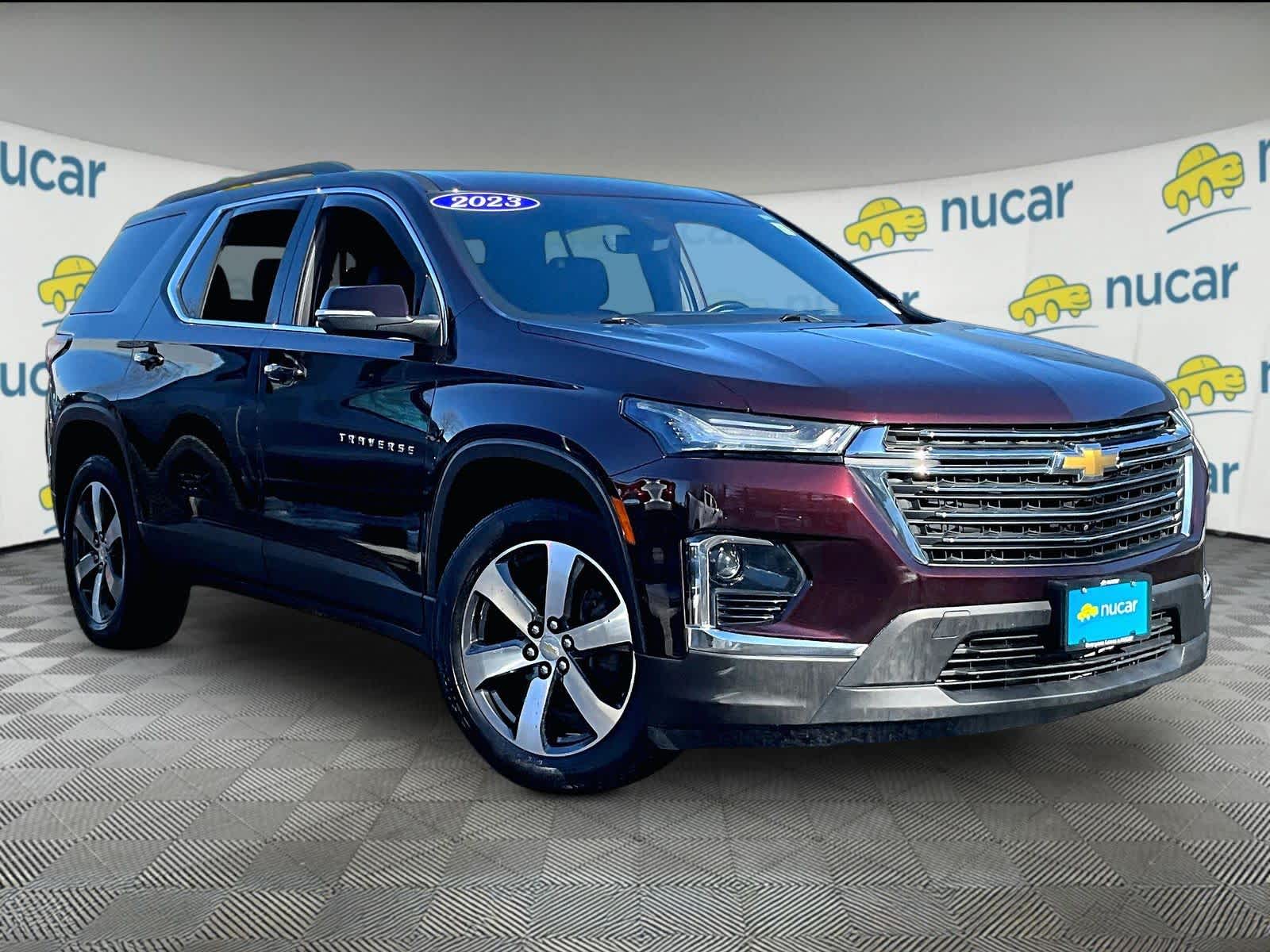2023 Chevrolet Traverse LT Leather