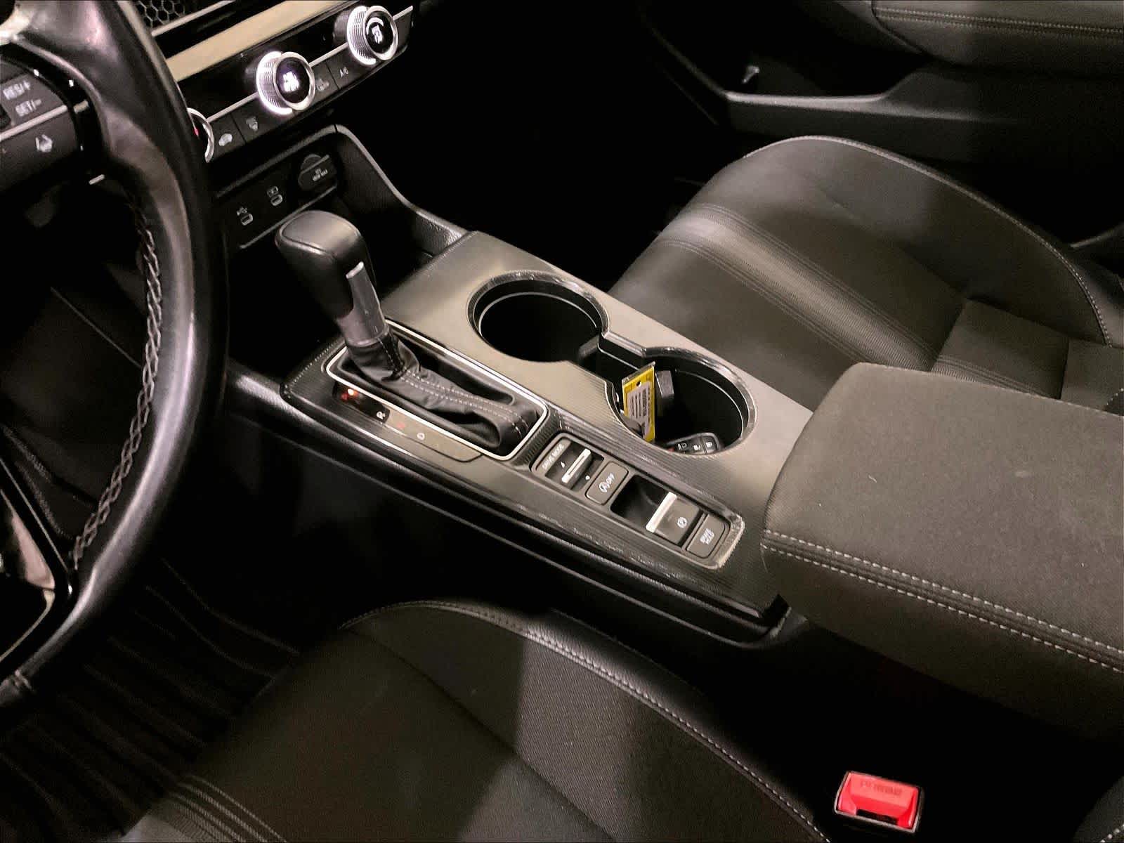 2025 Honda Civic Hatchback Sport - Photo 20