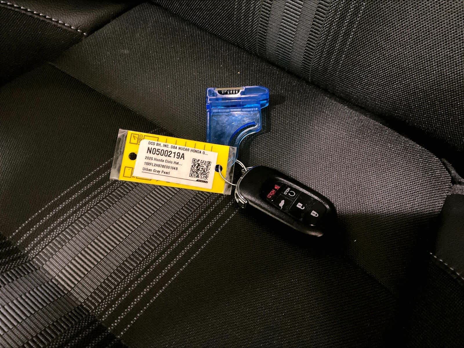 2025 Honda Civic Hatchback Sport - Photo 29