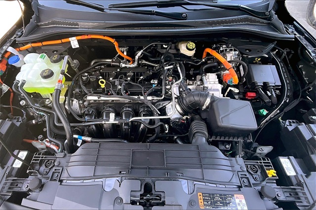 2025 Ford Escape Hybrid ST-Line Select - Photo 12