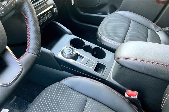 2025 Ford Escape Hybrid ST-Line Select - Photo 9