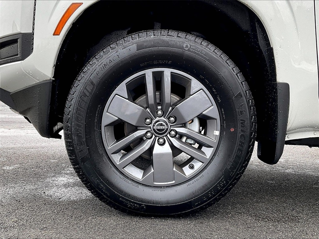 2025 Nissan Frontier SV - Photo 21