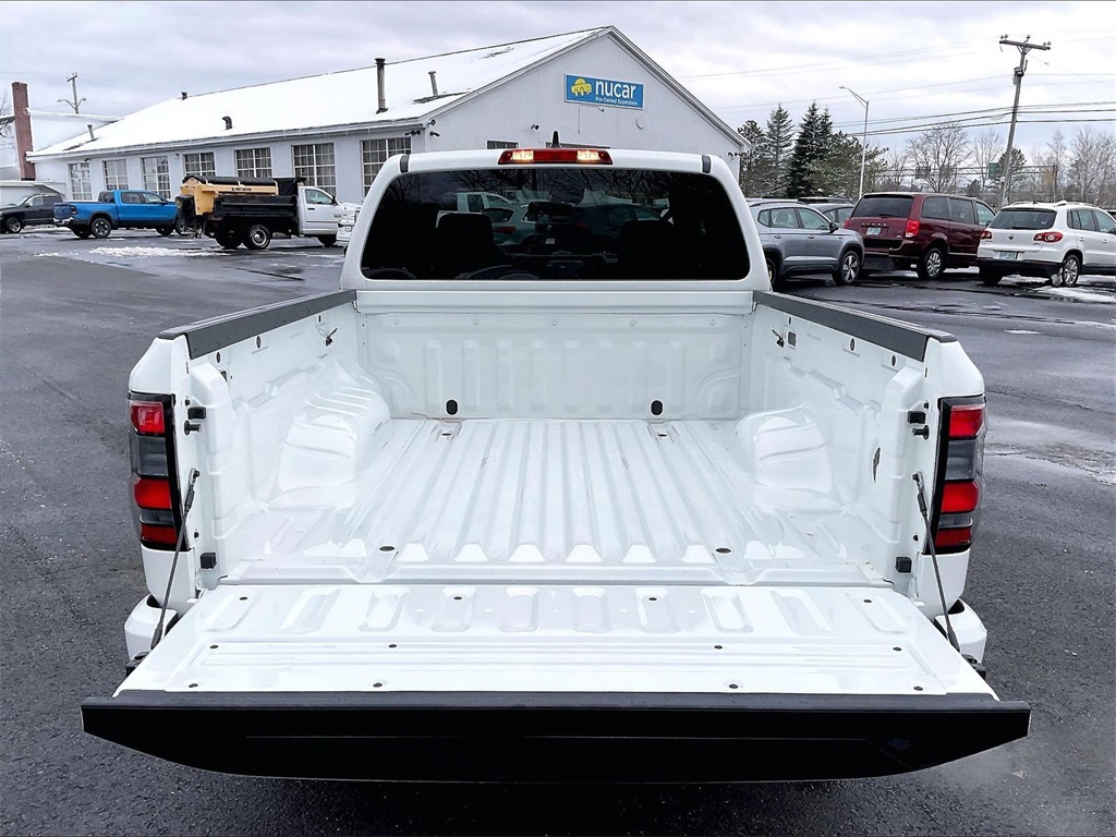 2025 Nissan Frontier SV - Photo 28