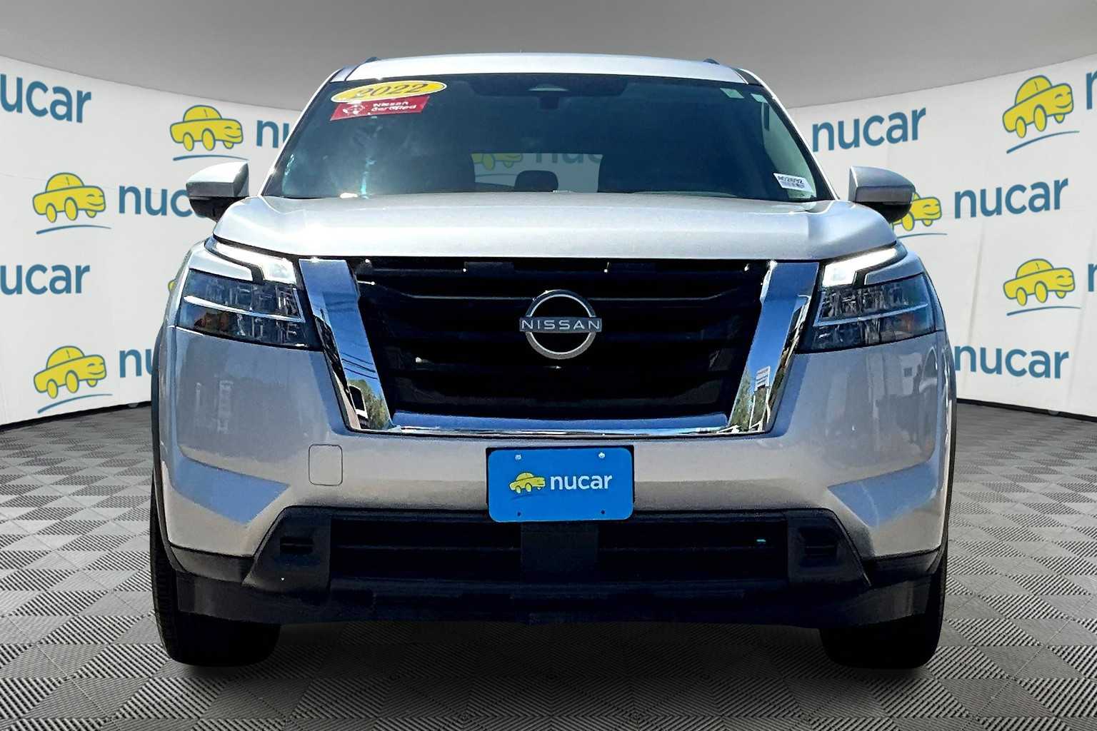 2022 Nissan Pathfinder SV - Photo 2