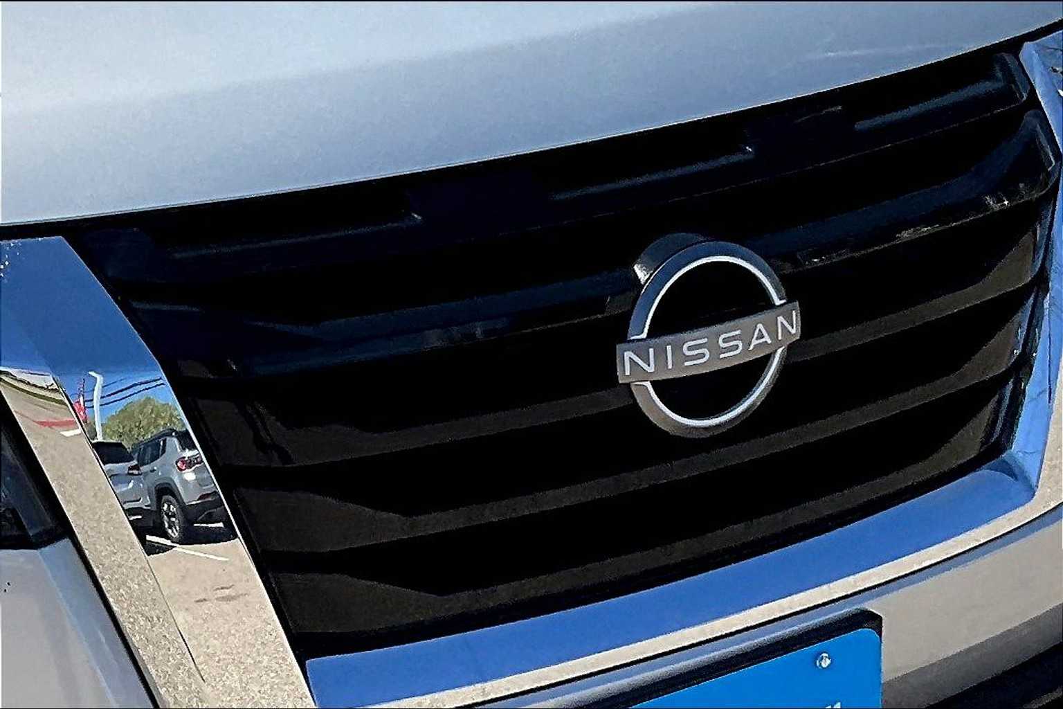 2022 Nissan Pathfinder SV - Photo 31