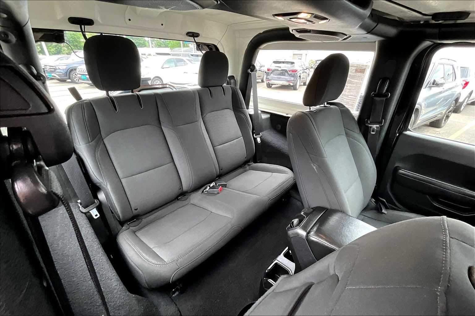 2020 Jeep Wrangler Sport - Photo 16