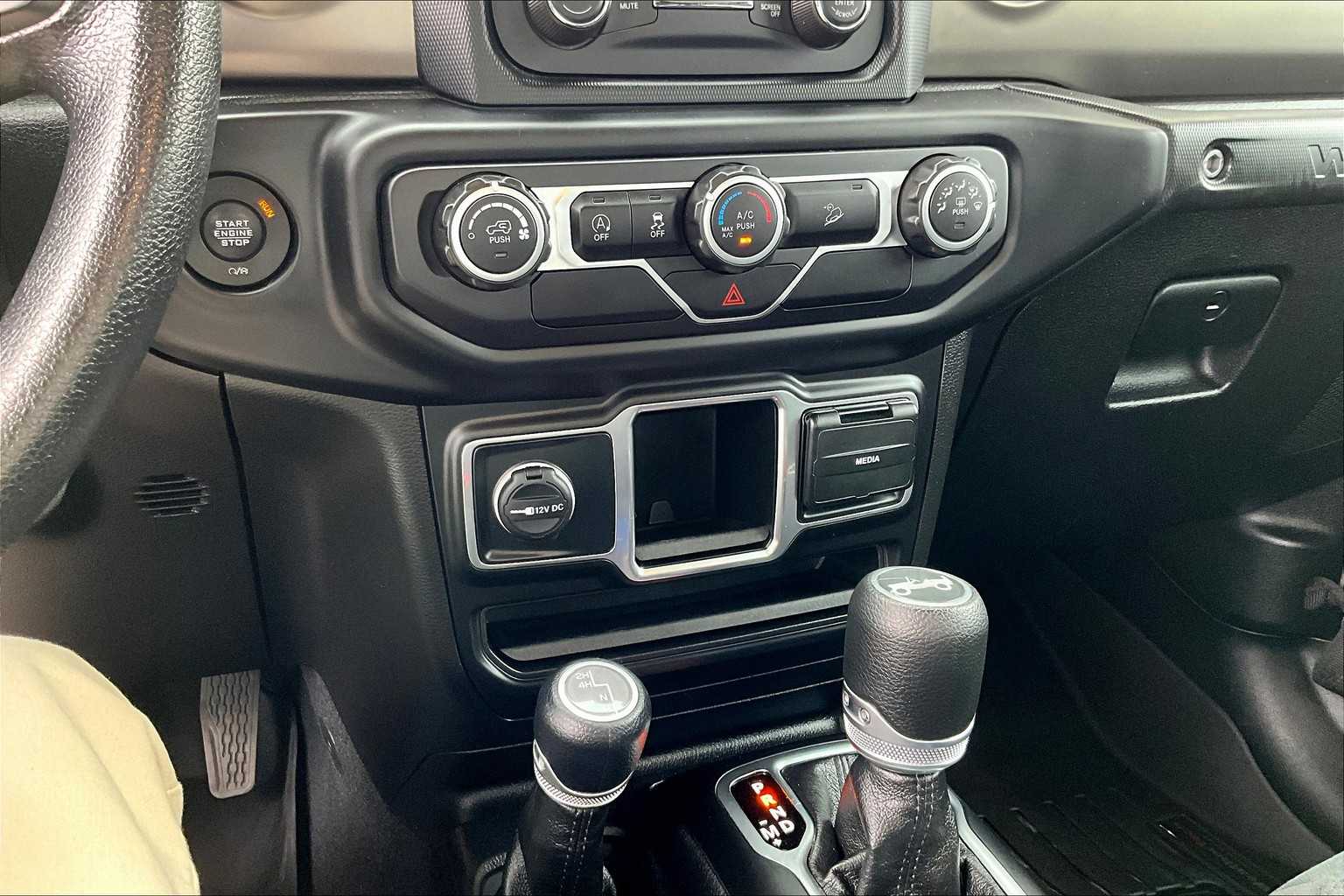 2020 Jeep Wrangler Sport - Photo 25