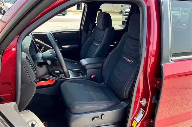 2022 Nissan Frontier PRO-4X - Photo 10