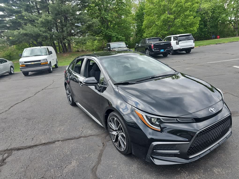2020 Toyota Corolla SE - Photo 2