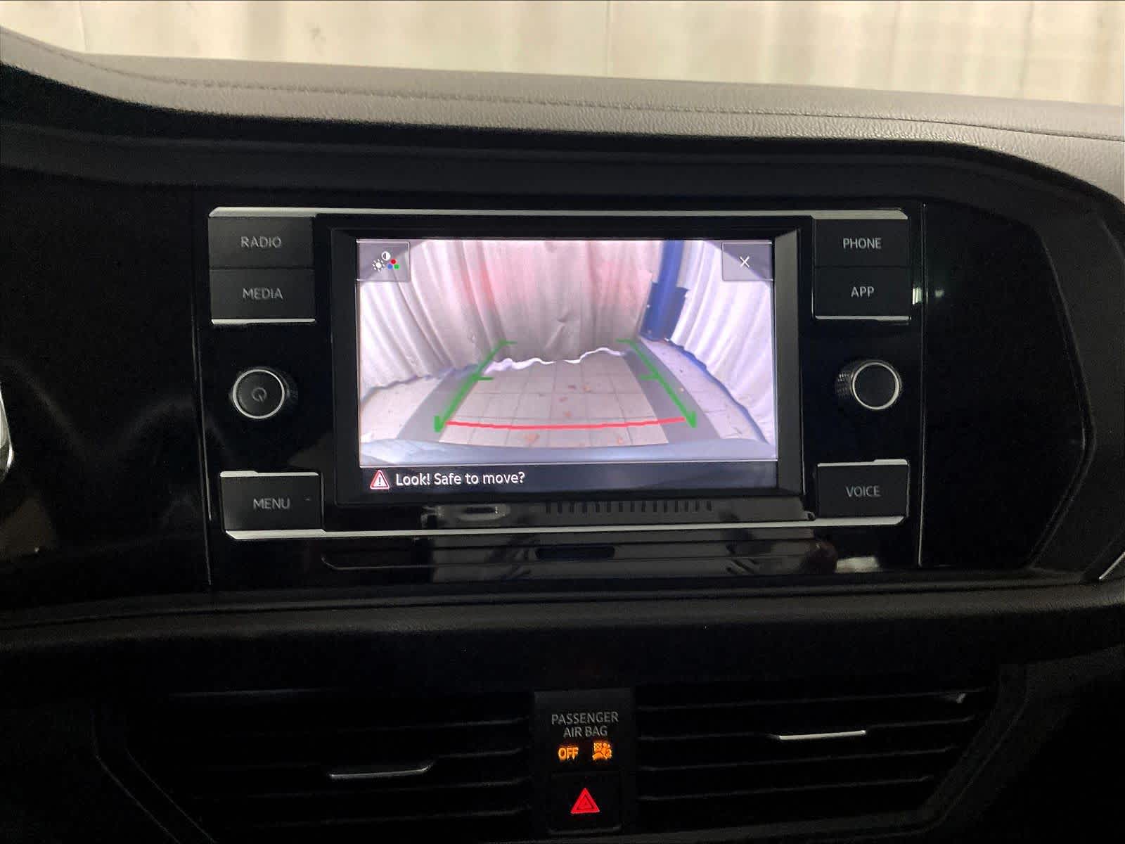 2024 Volkswagen Jetta SE - Photo 19