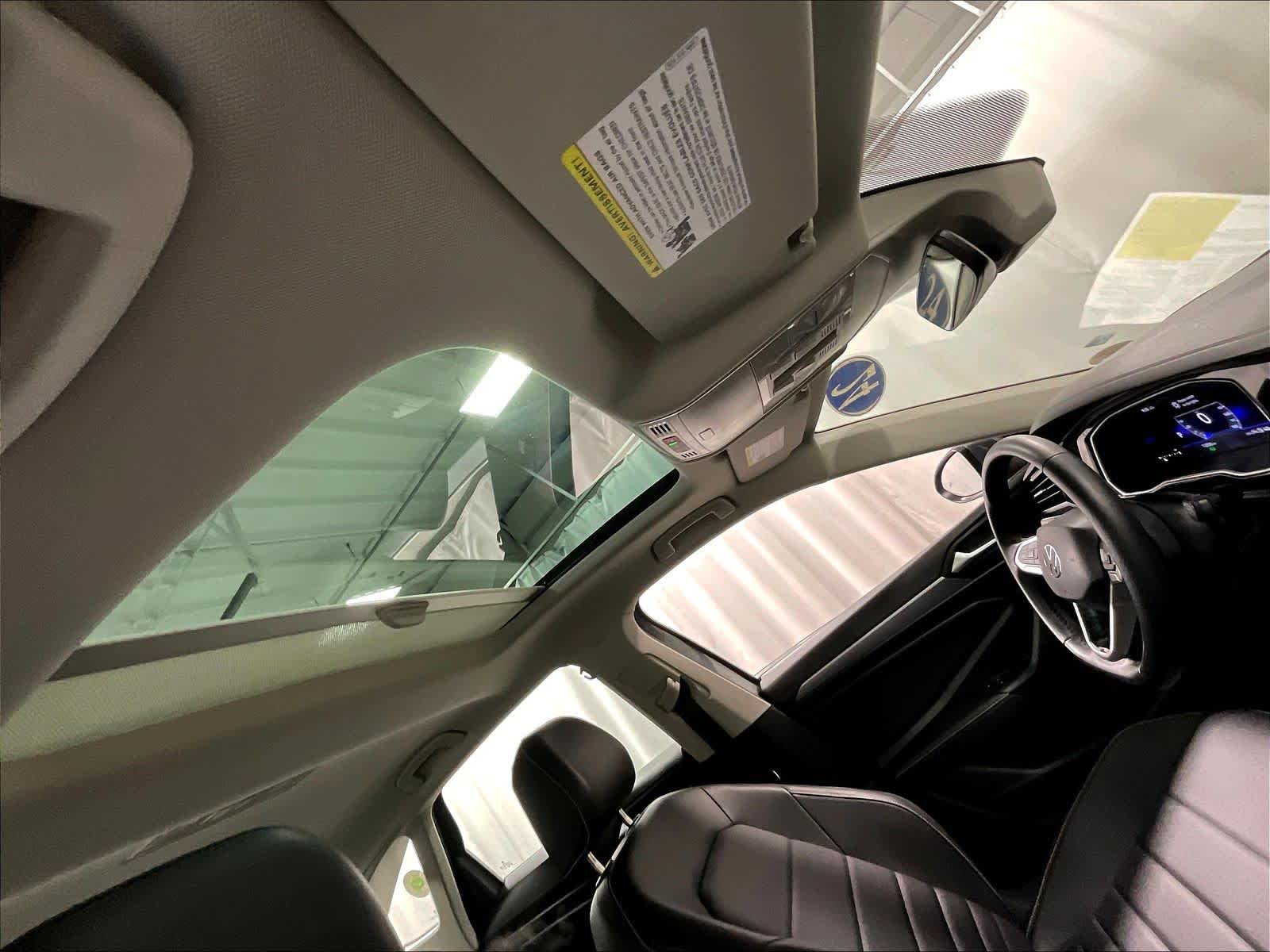 2024 Volkswagen Jetta SE - Photo 22