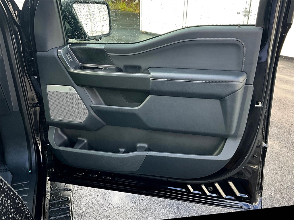 2023 Ford F-150 XLT - Photo 12