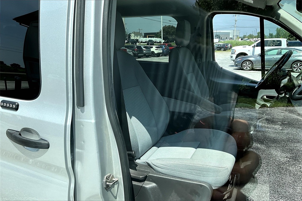 2016 Ford Transit-350 XLT - Photo 11