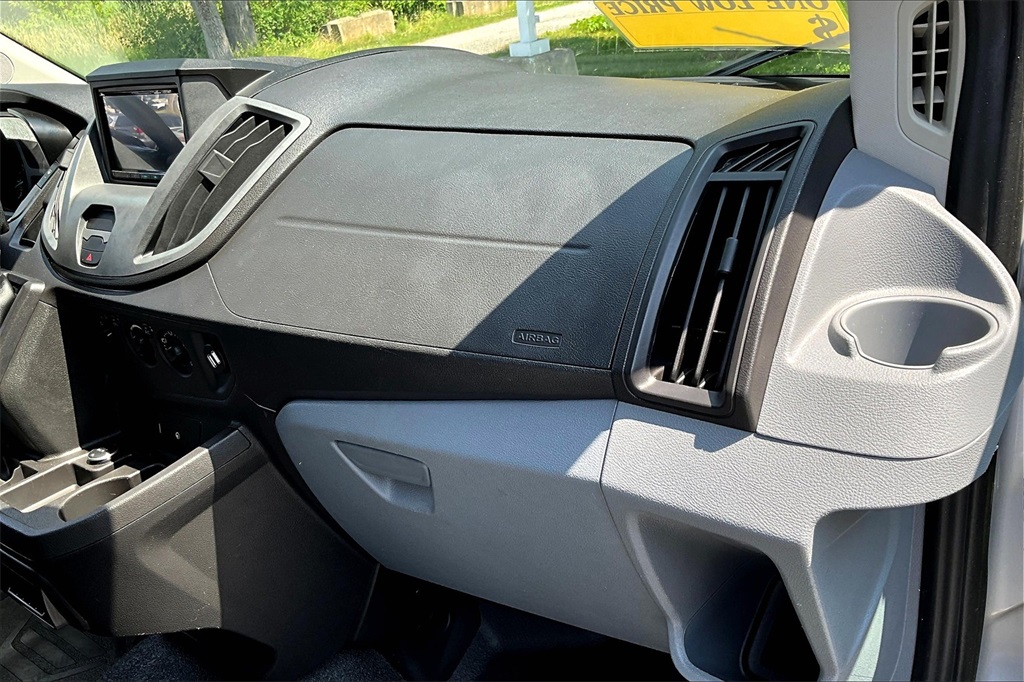 2016 Ford Transit-350 XLT - Photo 13