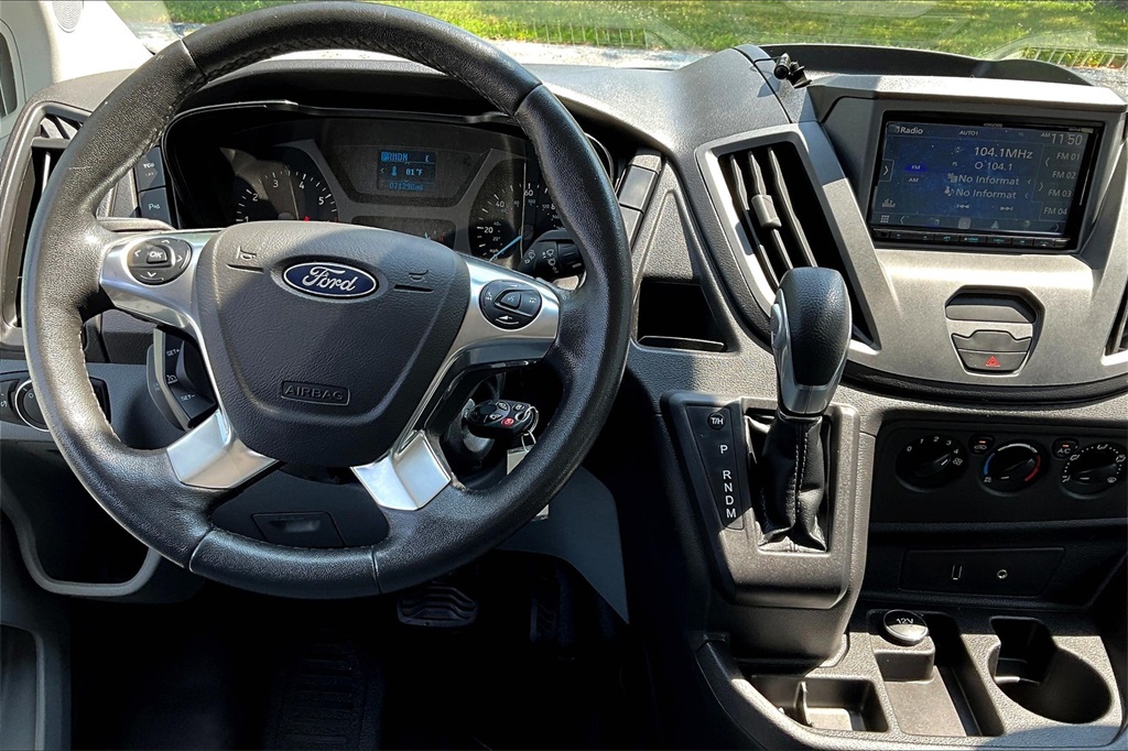 2016 Ford Transit-350 XLT - Photo 17