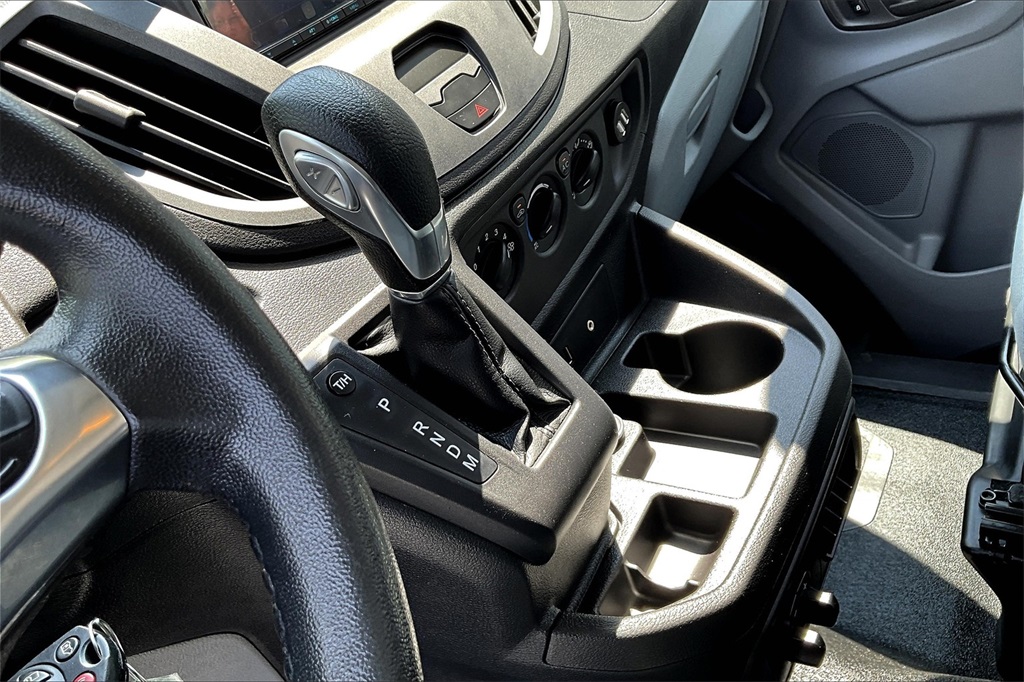 2016 Ford Transit-350 XLT - Photo 20