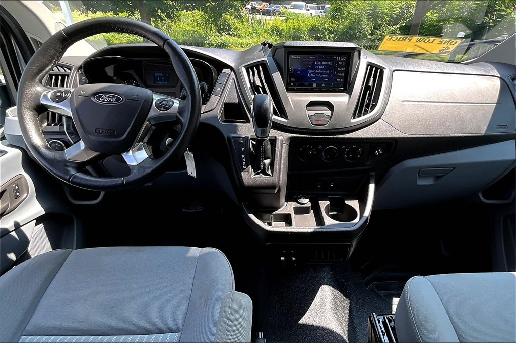 2016 Ford Transit-350 XLT - Photo 21