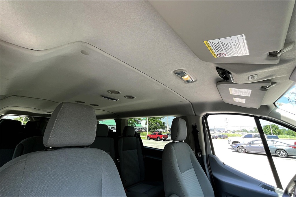 2016 Ford Transit-350 XLT - Photo 22