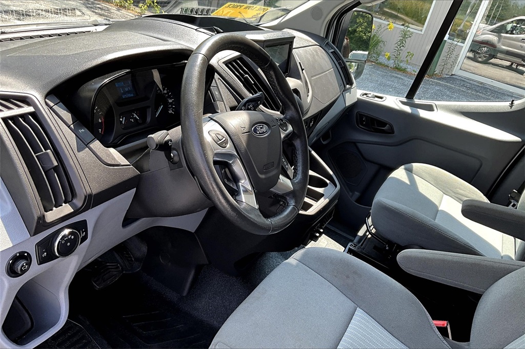 2016 Ford Transit-350 XLT - Photo 8