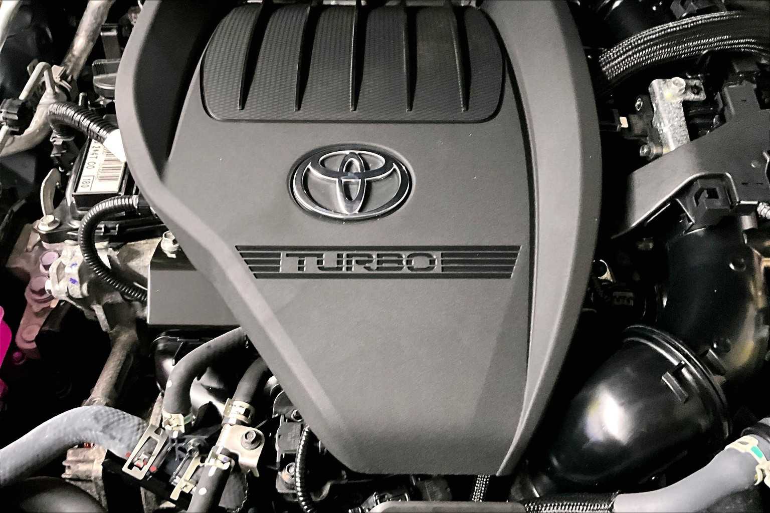 2024 Toyota Highlander LE - Photo 35