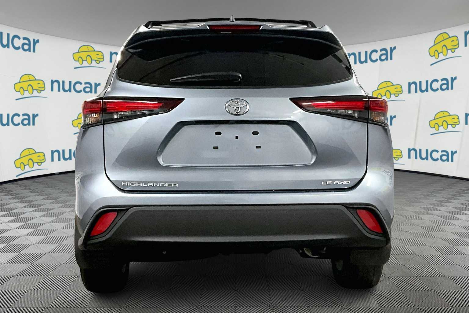 2024 Toyota Highlander LE - Photo 5