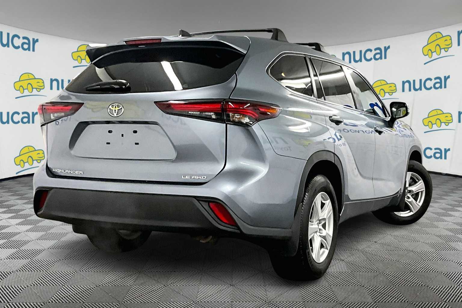 2024 Toyota Highlander LE - Photo 6
