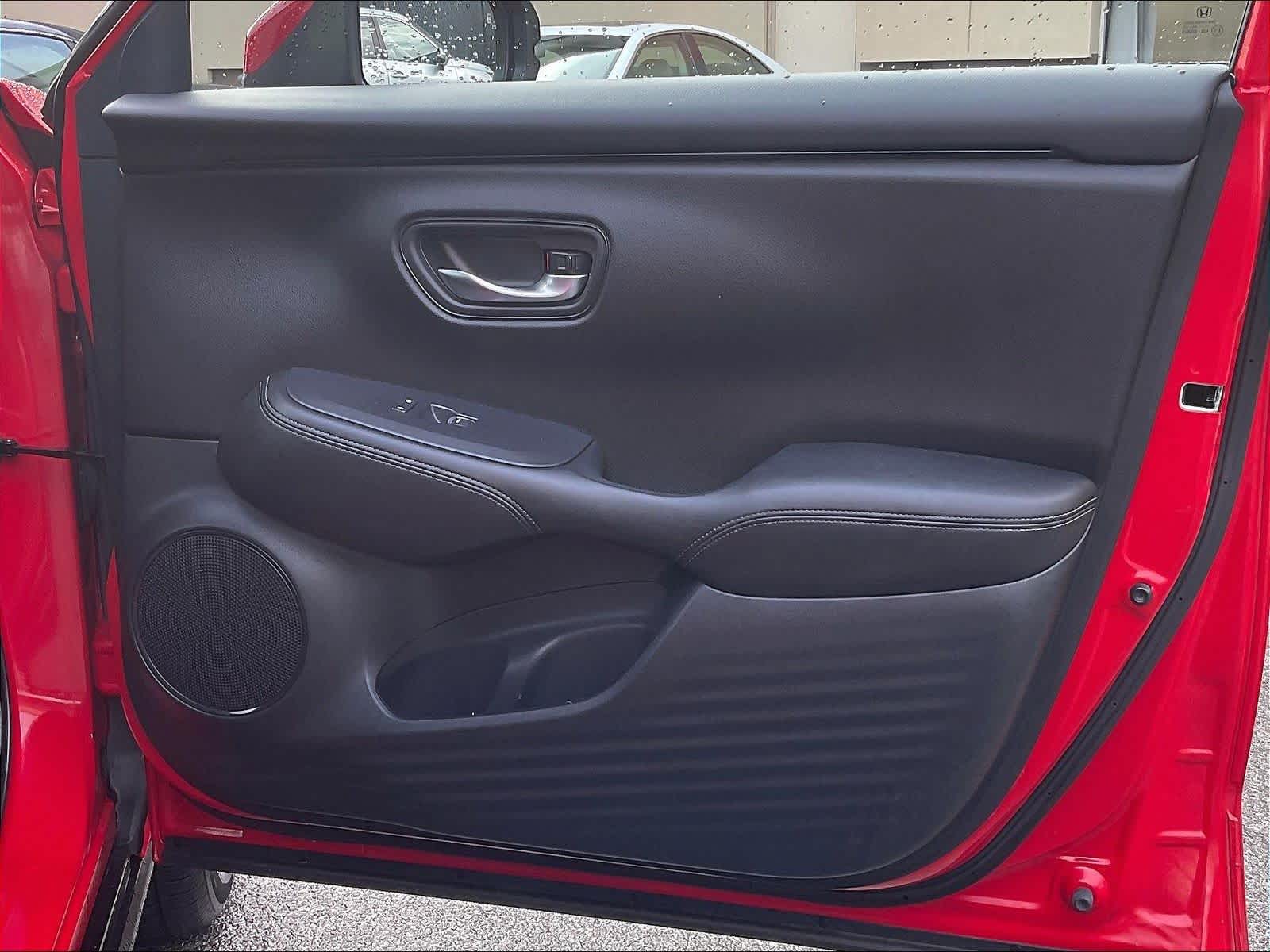 2024 Honda HR-V EX-L - Photo 12