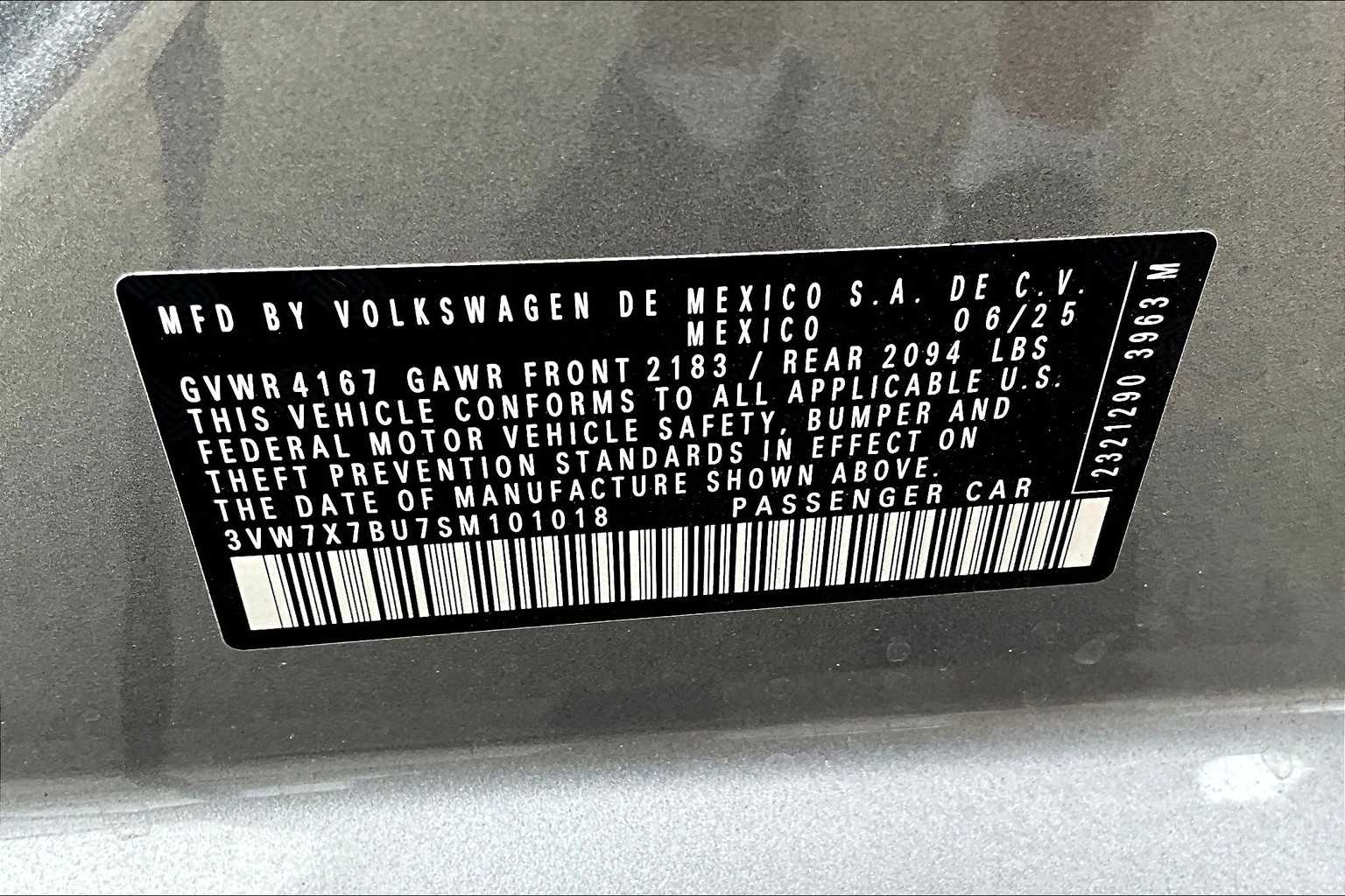 2025 Volkswagen Jetta SE - Photo 17