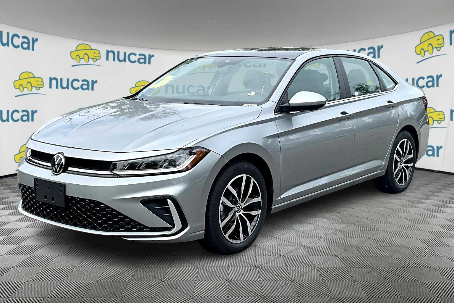 2025 Volkswagen Jetta SE - Photo 4