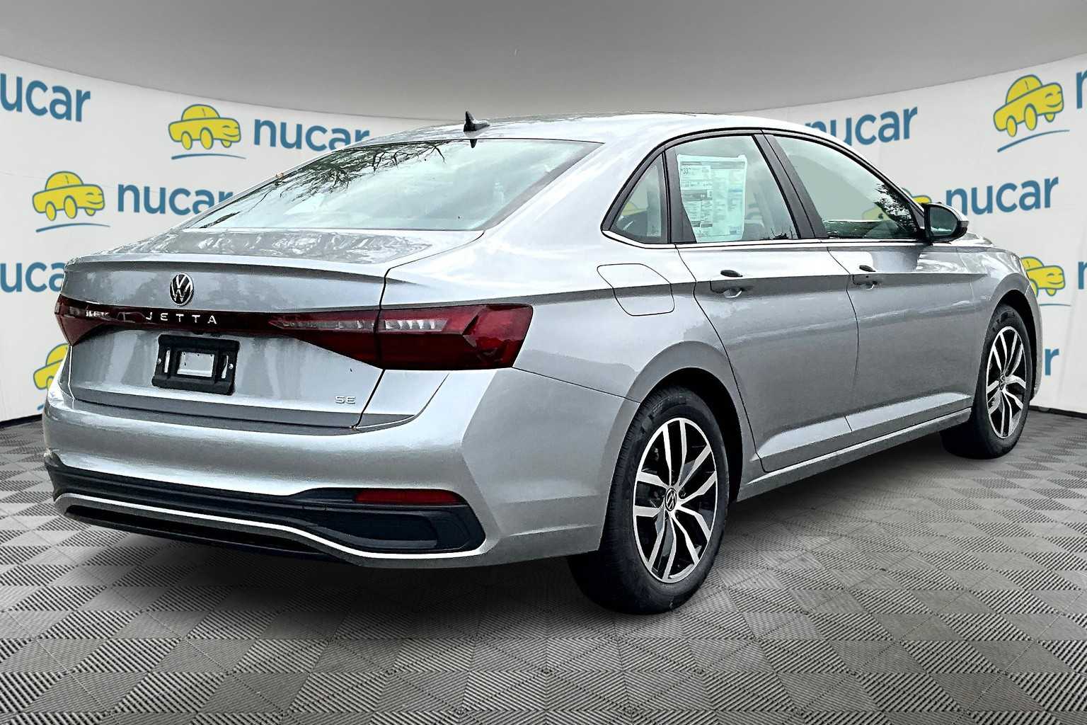 2025 Volkswagen Jetta SE - Photo 7
