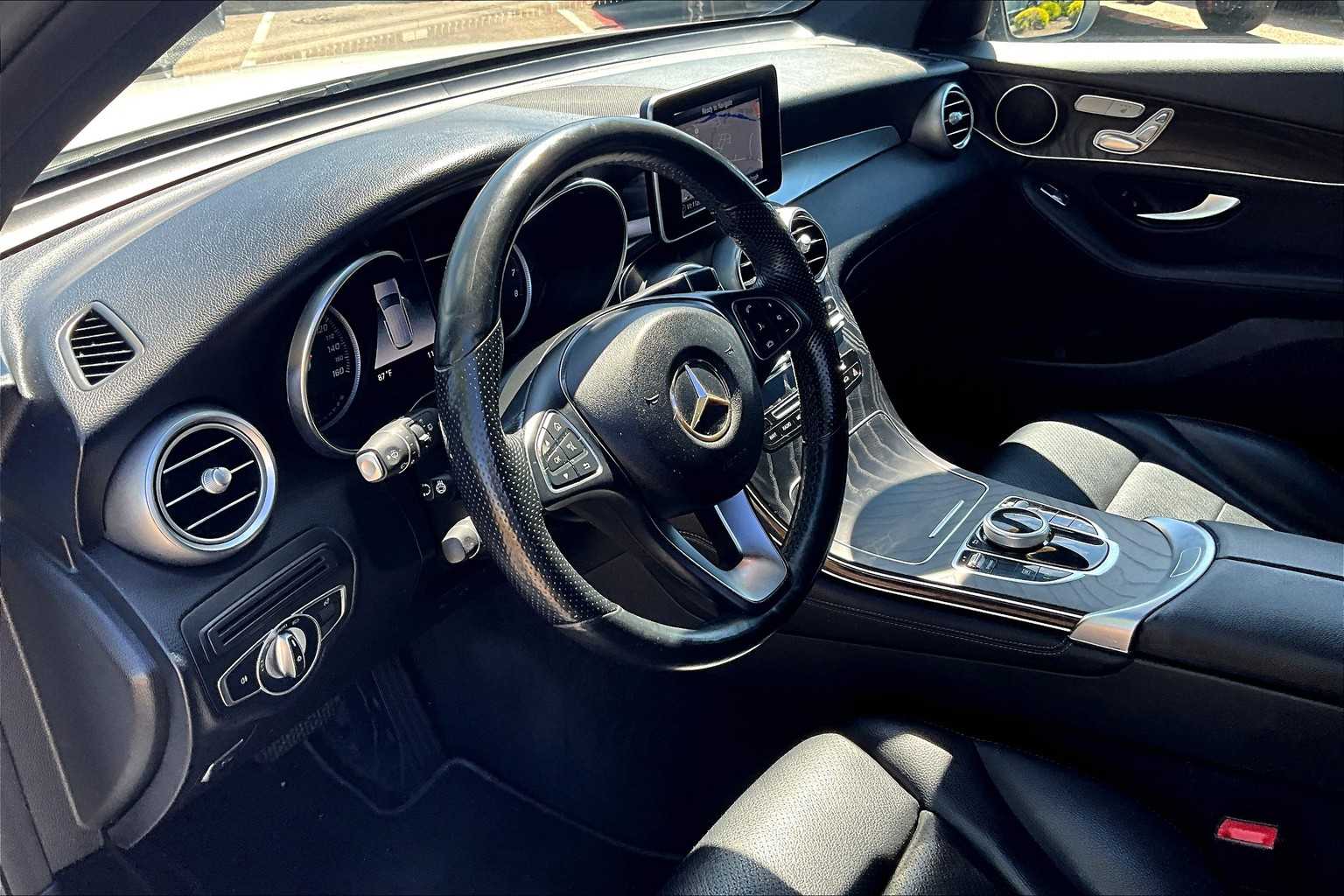 2018 Mercedes-Benz GLC GLC 300 - Photo 8