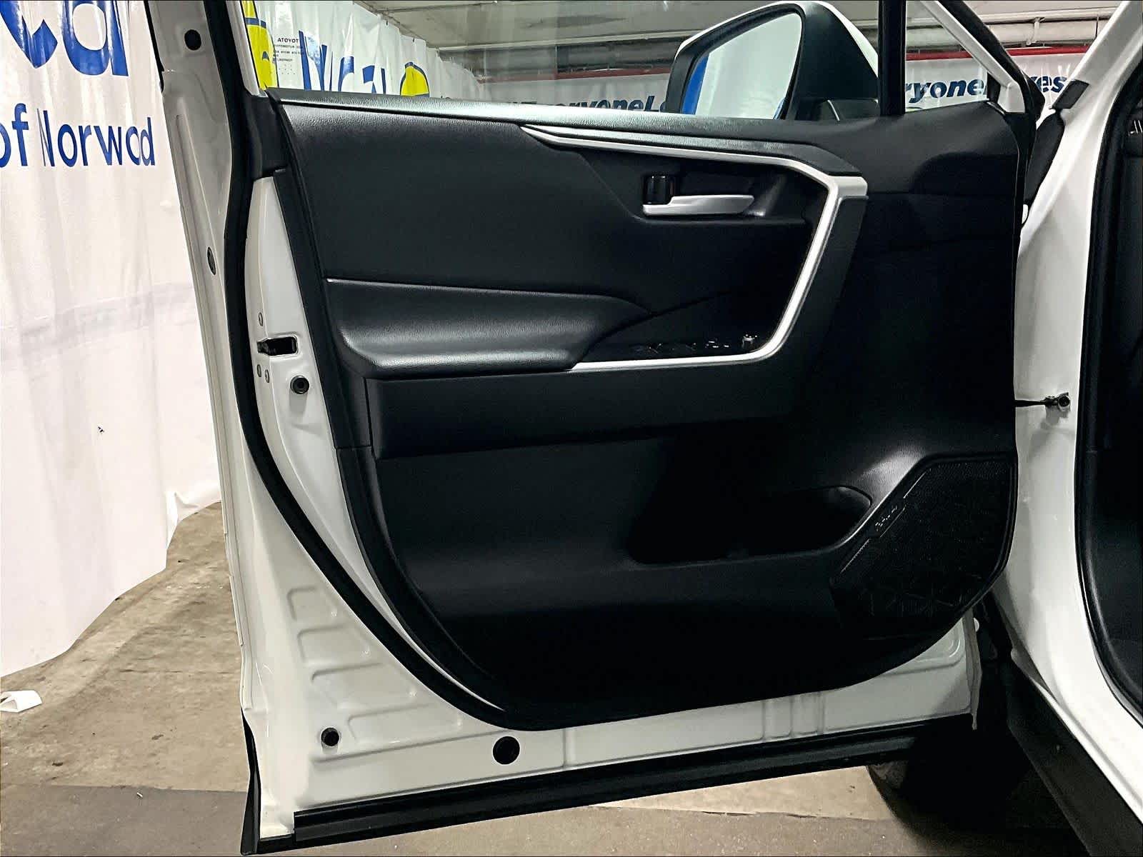 2023 Toyota RAV4 Hybrid Woodland - Photo 9