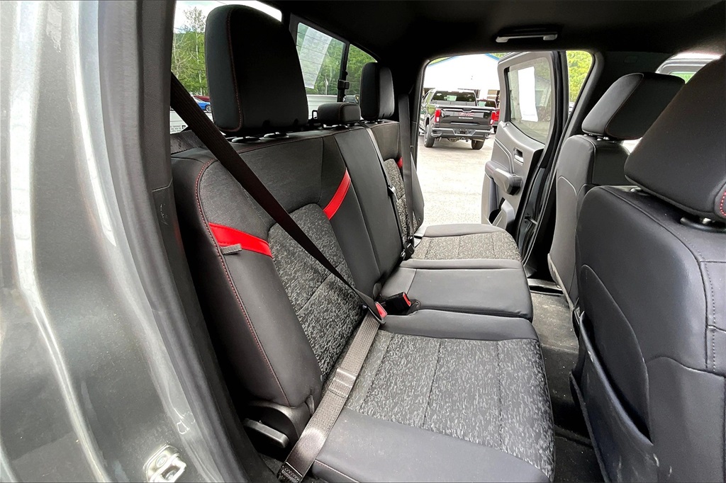 2024 Chevrolet Colorado CrewCab Z71 - Photo 16