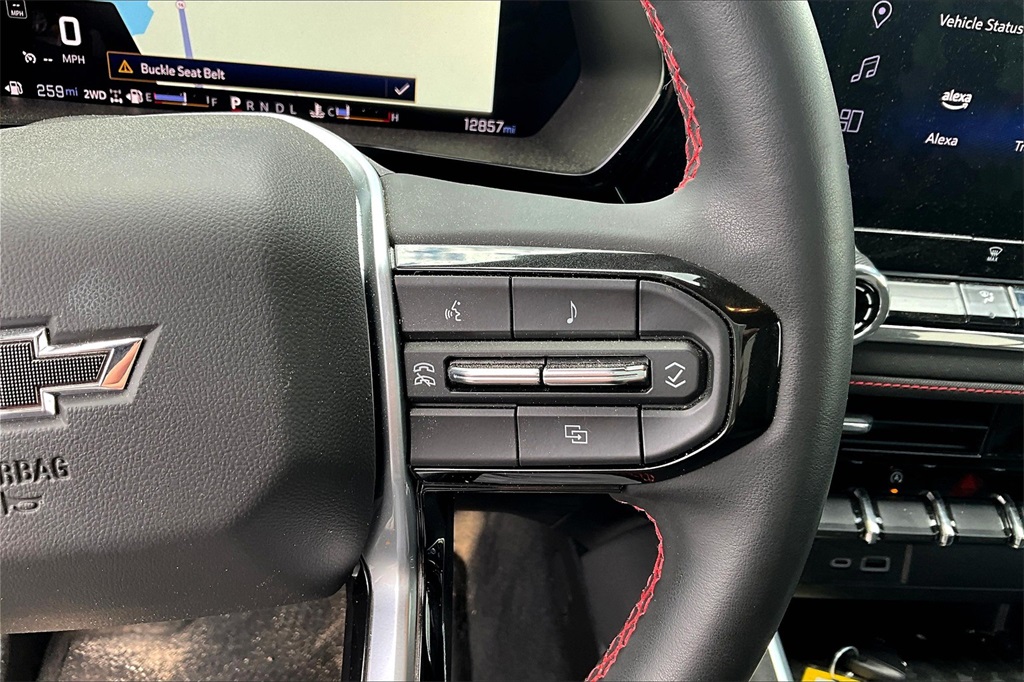 2024 Chevrolet Colorado CrewCab Z71 - Photo 23
