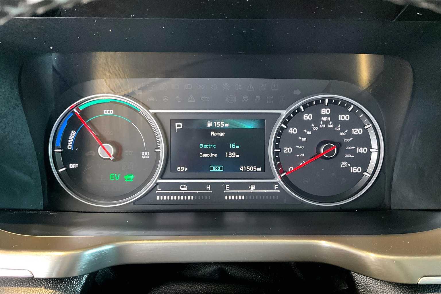 2022 Kia Sorento Plug-In Hybrid SX - Photo 26