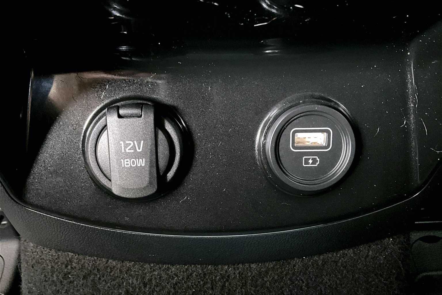 2022 Kia Sorento Plug-In Hybrid SX - Photo 28