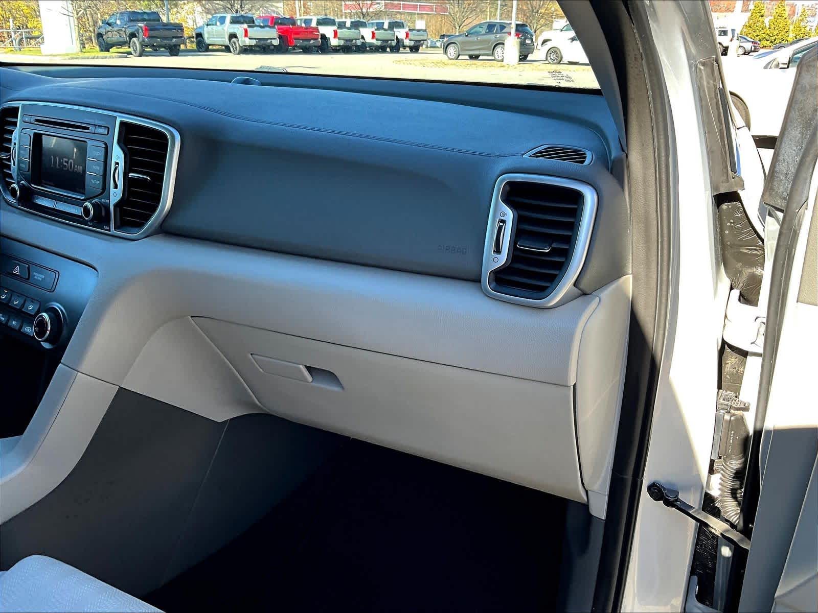 2017 Kia Sportage LX - Photo 13