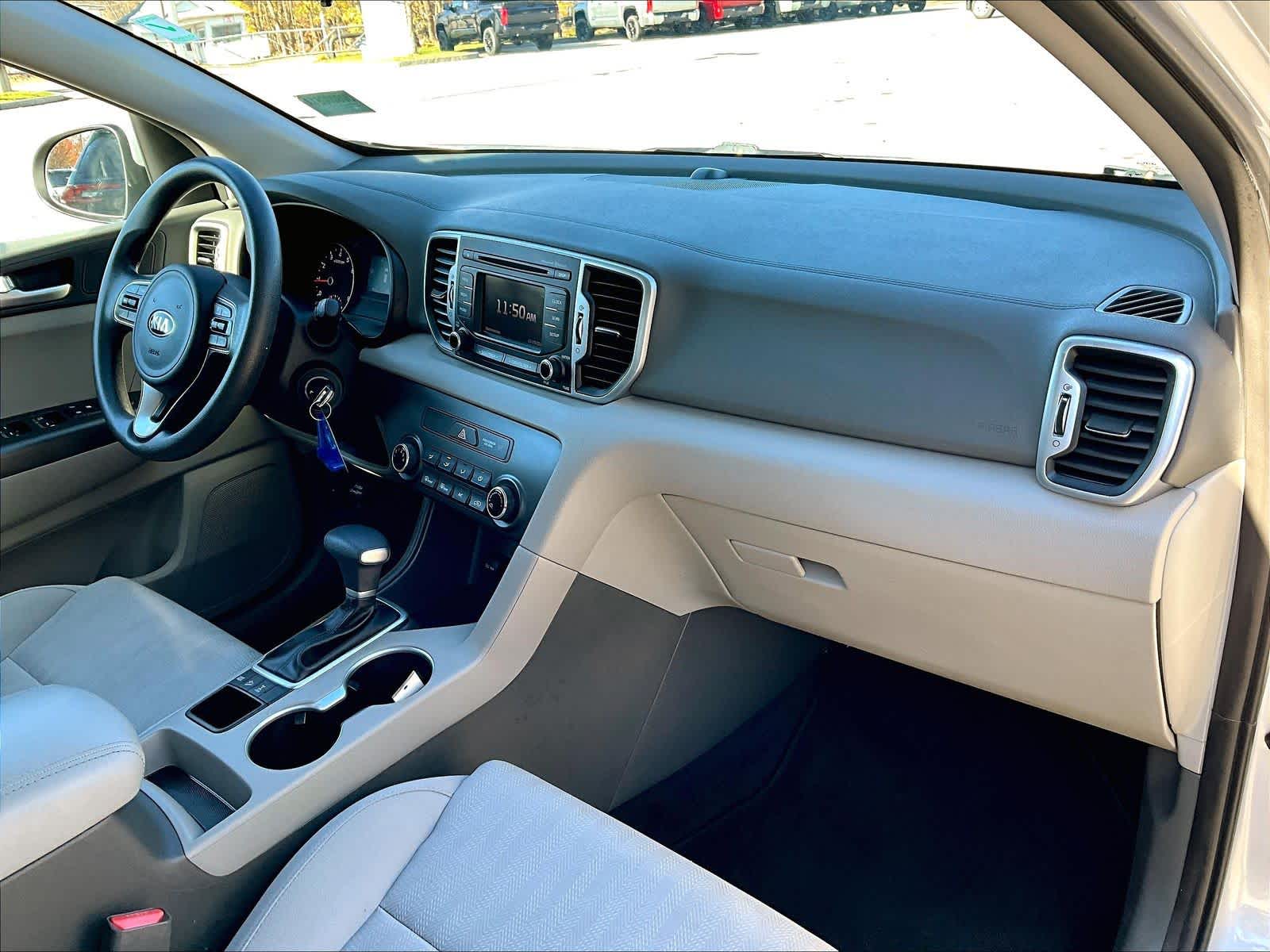 2017 Kia Sportage LX - Photo 14