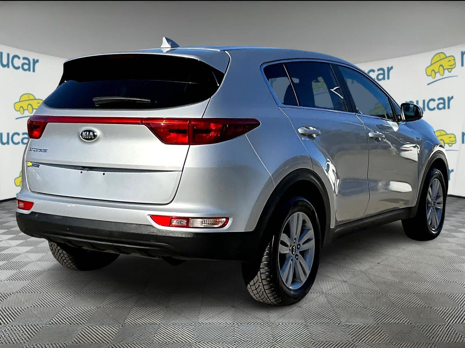 2017 Kia Sportage LX - Photo 6