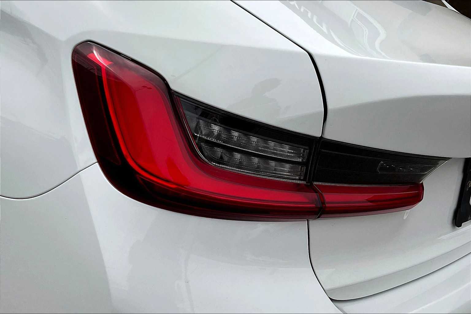 2020 BMW 3 Series 330i - Photo 34