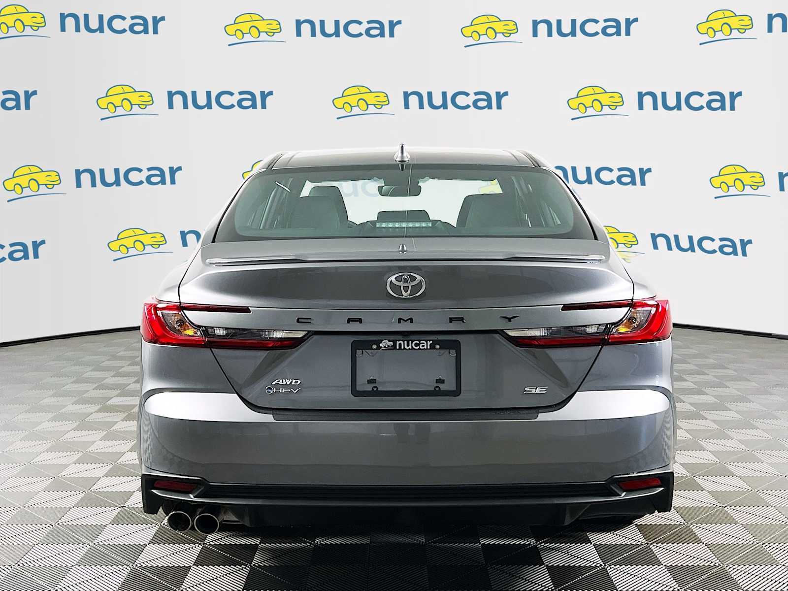 2025 Toyota Camry SE - Photo 5