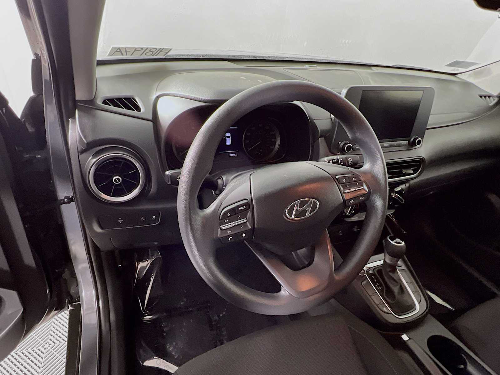 2023 Hyundai Kona SEL - Photo 11