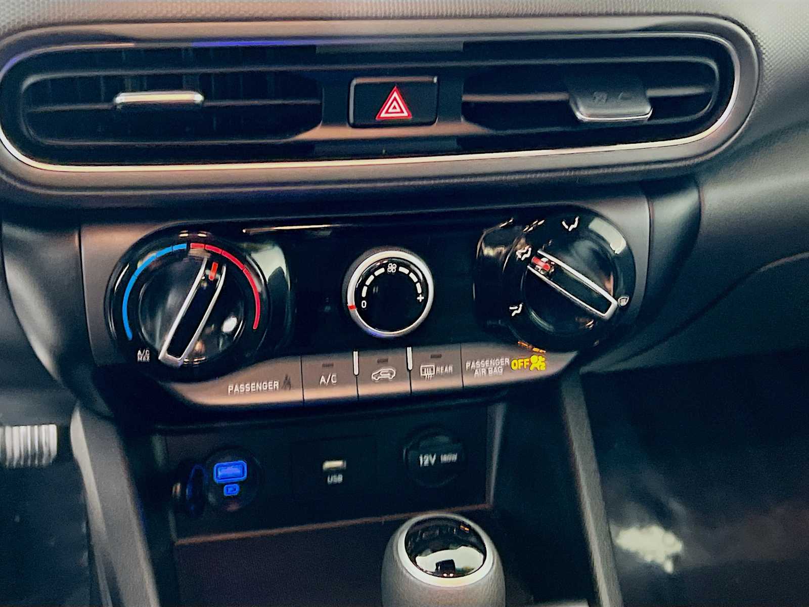 2023 Hyundai Kona SEL - Photo 15