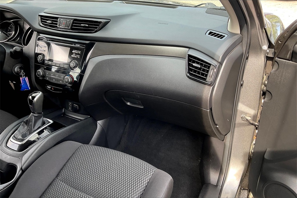 2017 Nissan Rogue Sport S - Photo 12