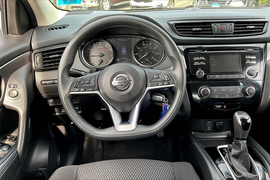 2017 Nissan Rogue Sport S - Photo 16