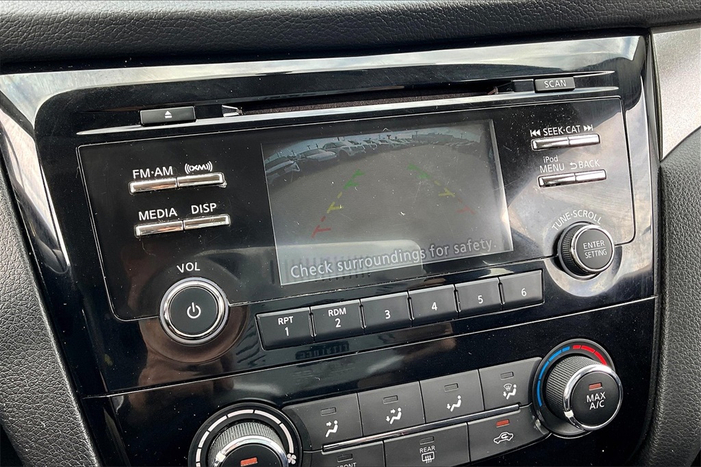 2017 Nissan Rogue Sport S - Photo 18