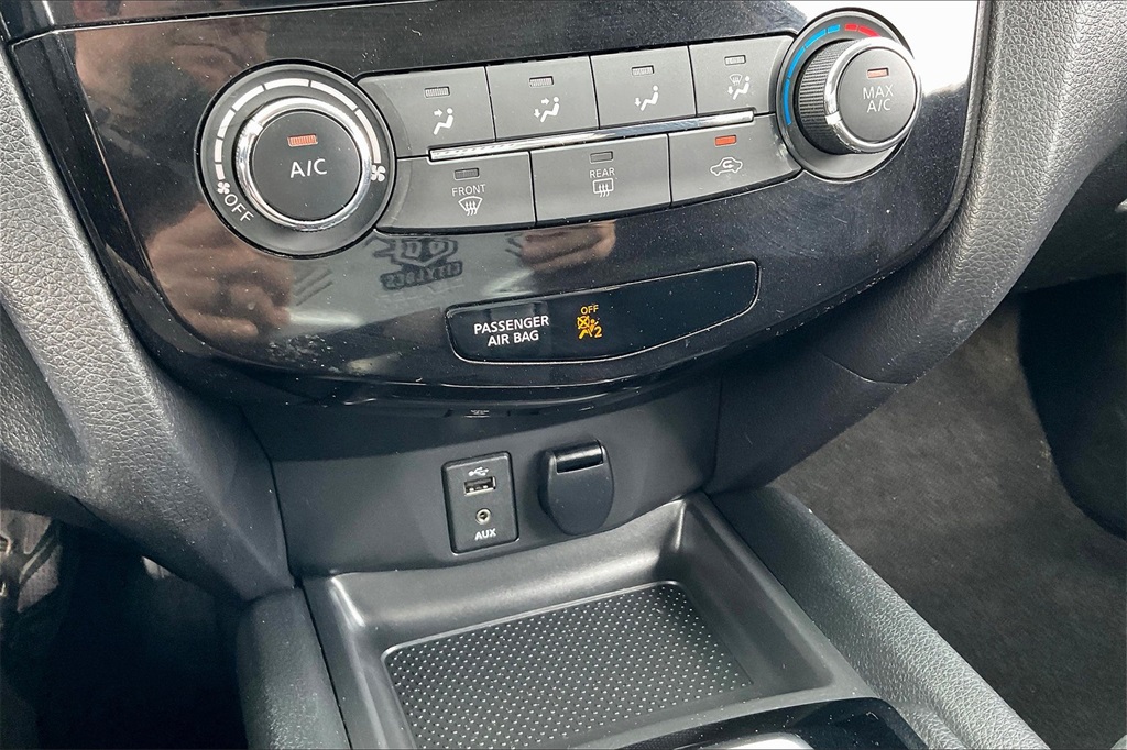 2017 Nissan Rogue Sport S - Photo 24