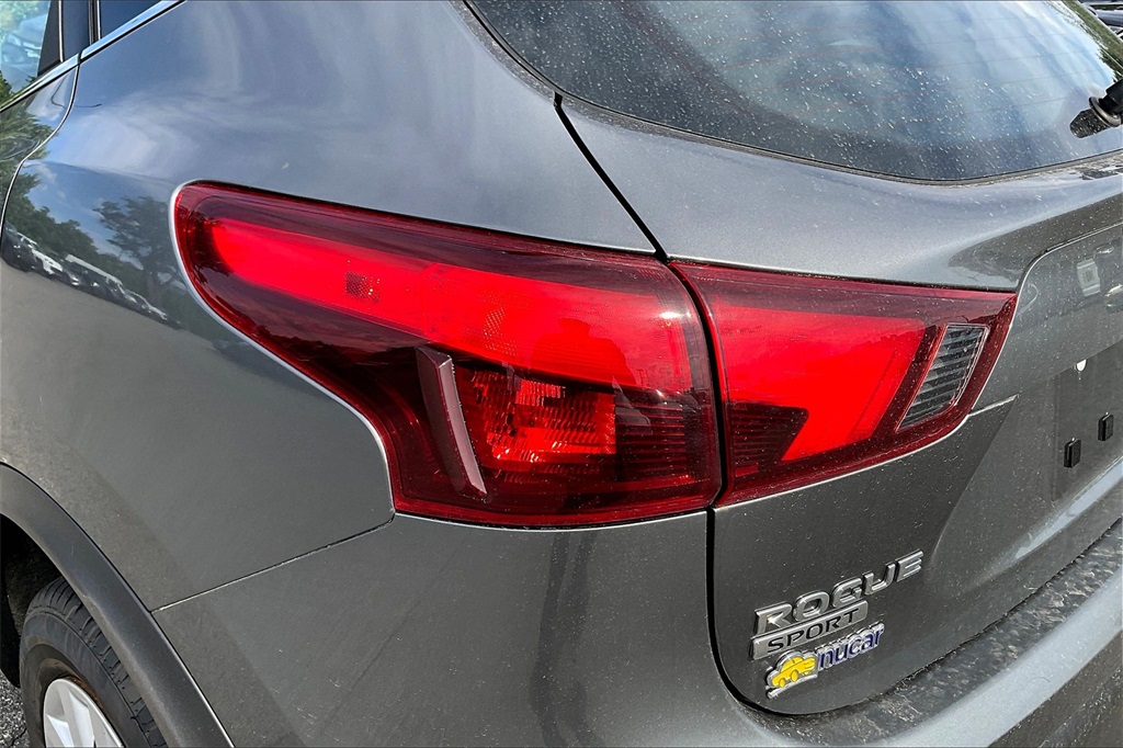 2017 Nissan Rogue Sport S - Photo 28