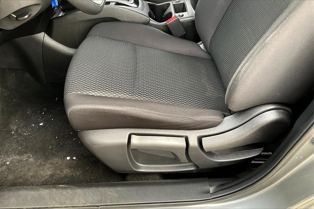 2017 Nissan Rogue Sport S - Photo 31